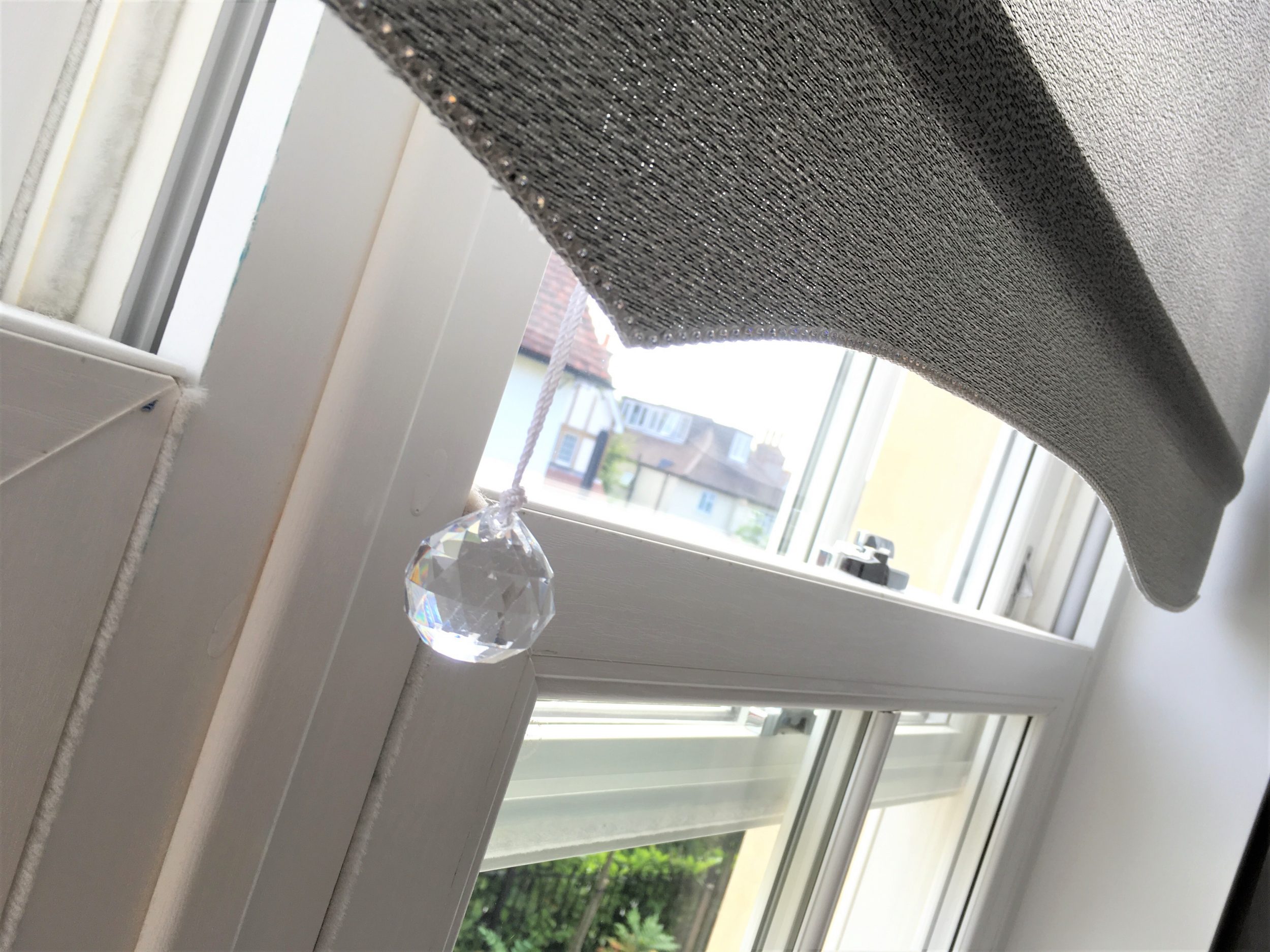 Roller Blind with Shape & Crystal Pull